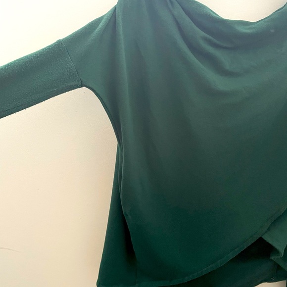 Athleta Green Sweatshirt Hoodie - Picture 3 of 4
